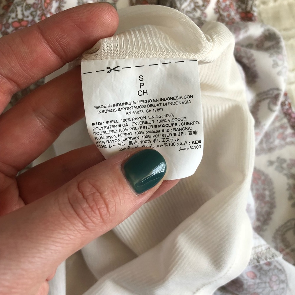 Old Navy Ruffle Top Dress - Picture 8 of 8